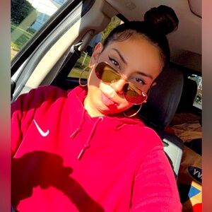 Meet your Posher, Gen